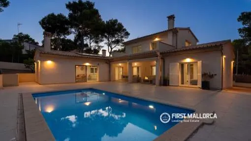 Exclusiva villa reformada con gran parcela y piscina en El Toro, Calvià
