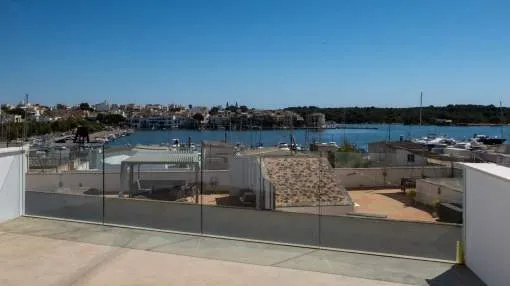 Exclusivas Viviendas de Obra Nueva con Espectaculares Vistas al Puerto de Portocolom y al Mediterráneo