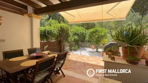 Encantadora casa adosada recientemente reformada en alquiler de corta estancia en La Colina de Golf