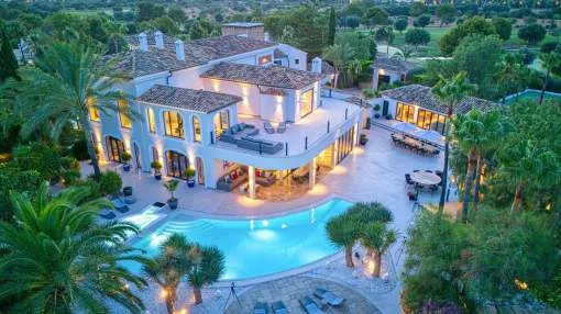 Exclusiva Mansión de Lujo con Vistas al Golf en Santa Ponsa