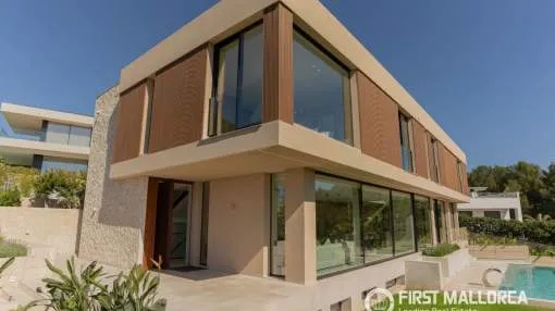 Exclusiva villa de lujo de nueva construcción con vistas al mar en Costa d’en Blanes
