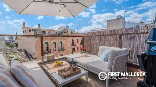 Coqueto piso recién reformado en el corazón del prestigioso barrio de Santa Catalina, en Palma.