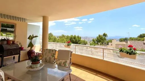 Bonito apartamento familiar en Bendinat con vistas panorámicas