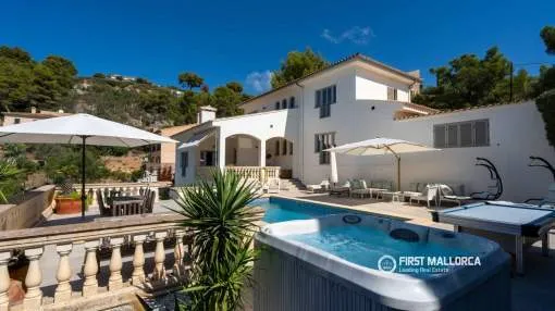 Una residencia rural elevada en Son Font