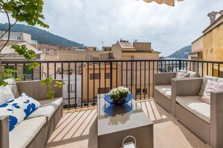 Apartamento con vistas al mar en Puerto de Andratx, a pocos metros del puerto
