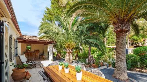 Villa con encanto mediterráneo en codiciada zona residencial Villa con encanto mediterráneo en codiciada zona residencial