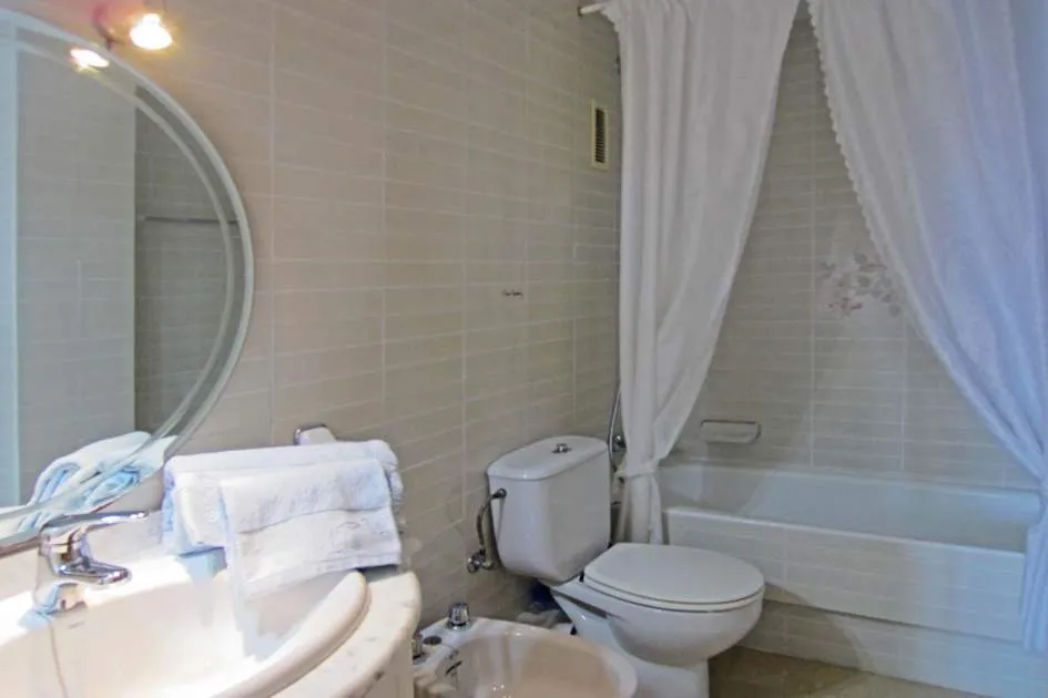 Apartamento de 3 dormitorios en 1ª línea de mar en alquiler