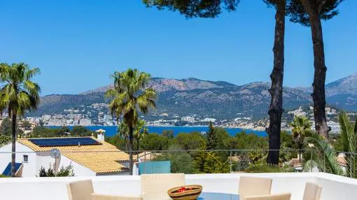 Lujosa villa en excelente zona residencial