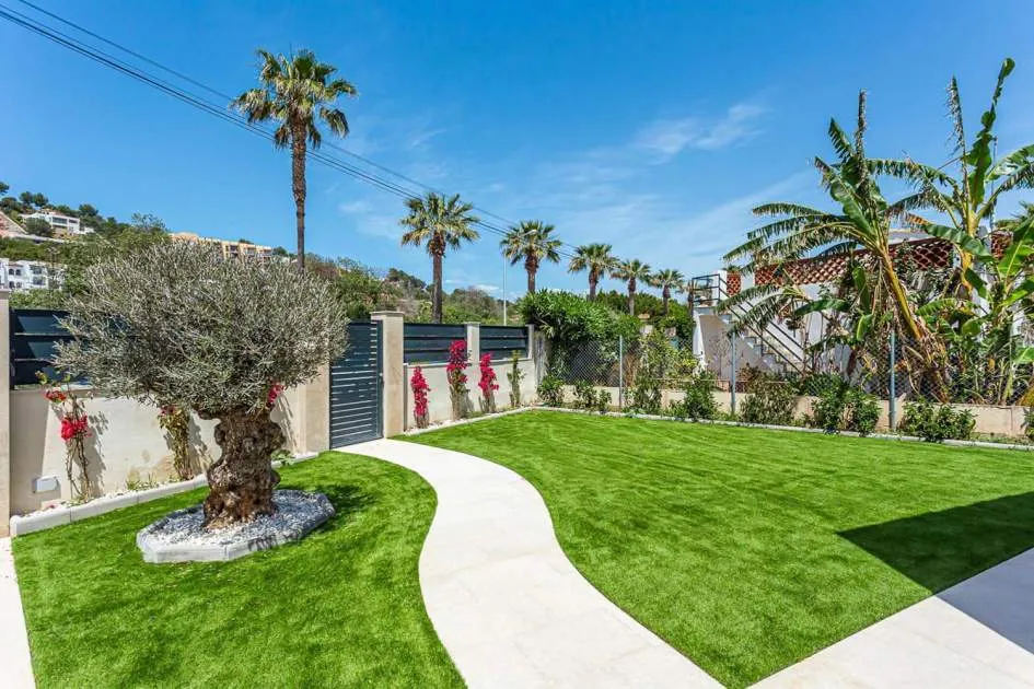 Chalet completamente reformado en una zona tranquila del centro